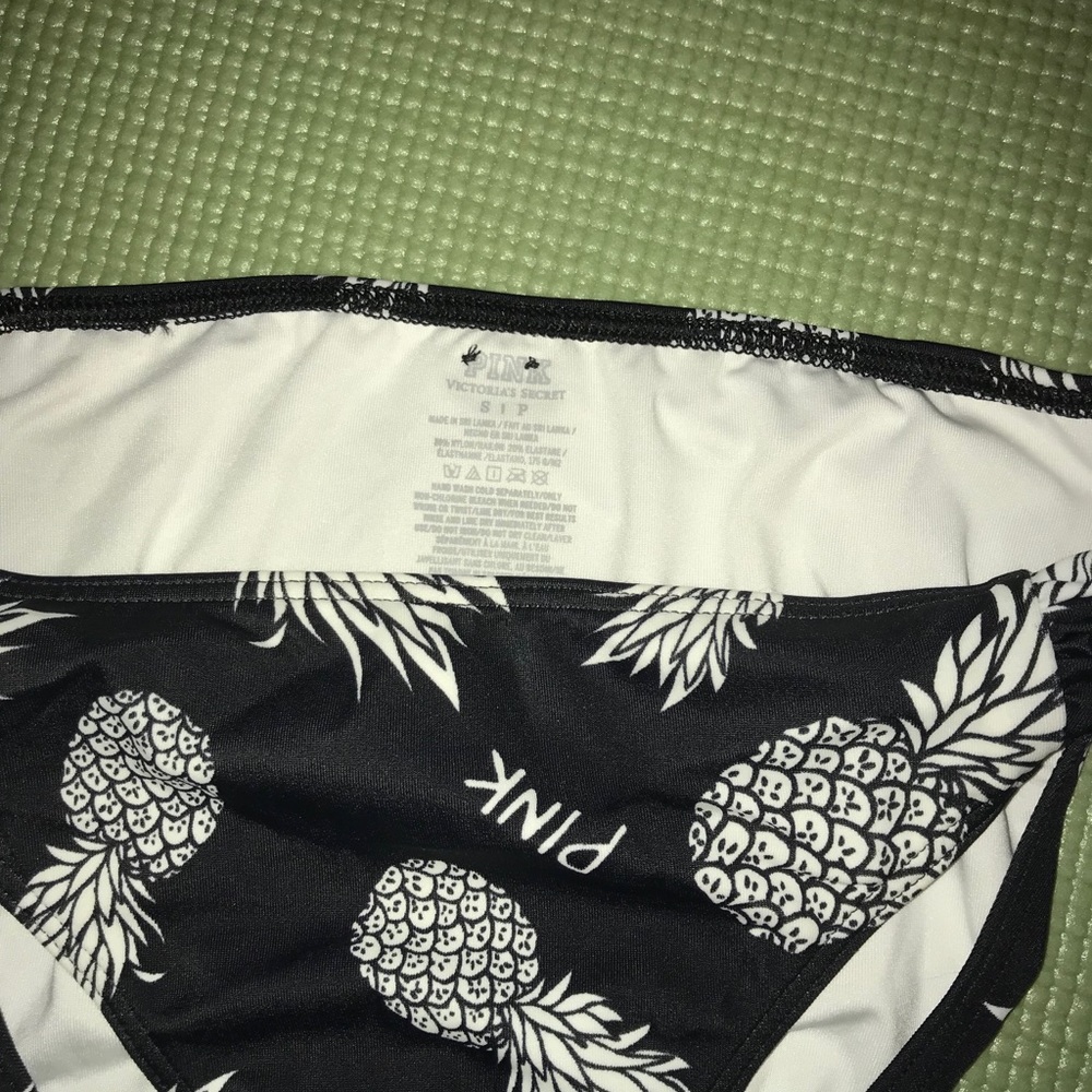 PINK bikini bottom - Picture 2 of 3